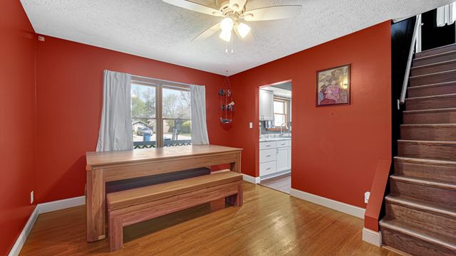 324 W Johnson Road, La Porte, IN 46350