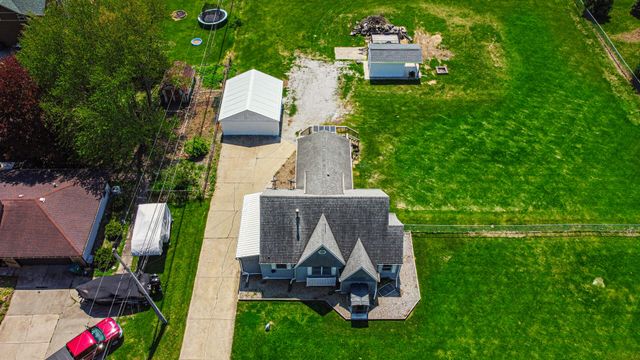 324 W Johnson Road, La Porte, IN 46350