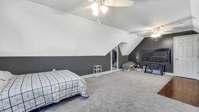 324 W Johnson Road, La Porte, IN 46350