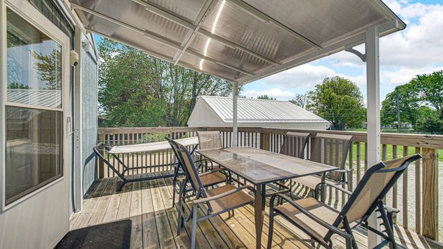 324 W Johnson Road, La Porte, IN 46350