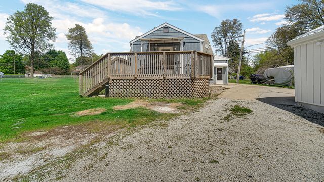 324 W Johnson Road, La Porte, IN 46350