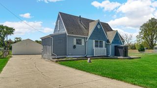 324 W Johnson Road, La Porte, IN 46350