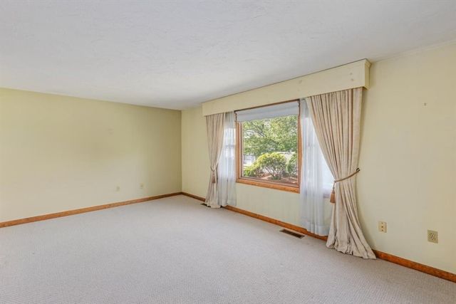 62 Villa Roma Dr 62, Tewksbury, MA 01876