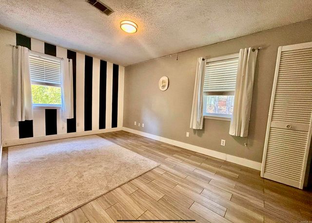 102 Club House Drive, Bald Knob, AR 72010