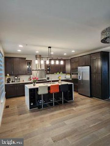 601 LEIGH WAY, Oxon Hill, MD 20745