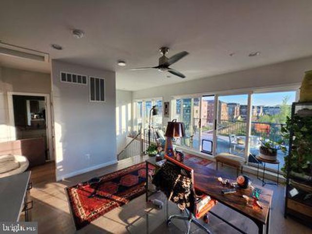 601 LEIGH WAY, Oxon Hill, MD 20745