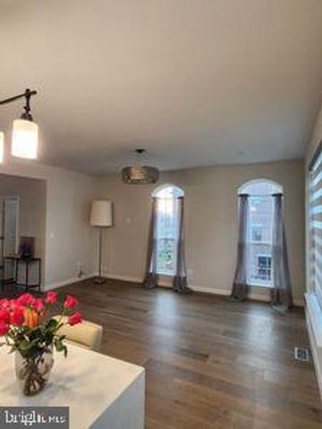 601 LEIGH WAY, Oxon Hill, MD 20745