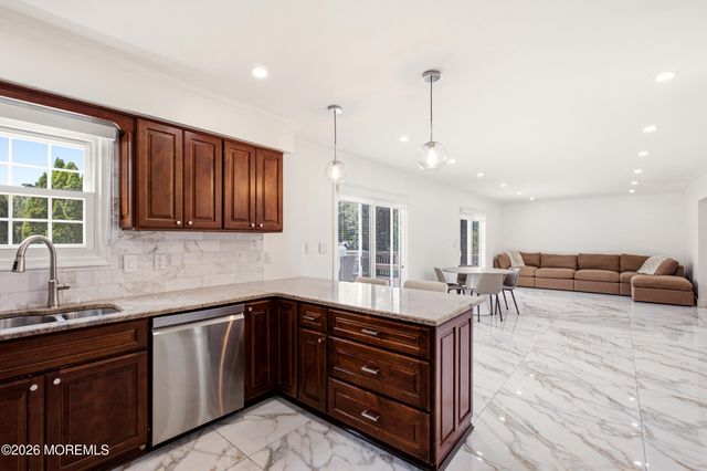 122 Butterfly Road, Jackson, NJ 08527