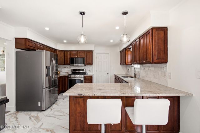 122 Butterfly Road, Jackson, NJ 08527
