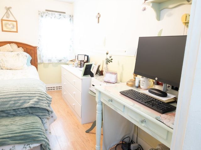 92 Pemberton St, Revere, MA 02151