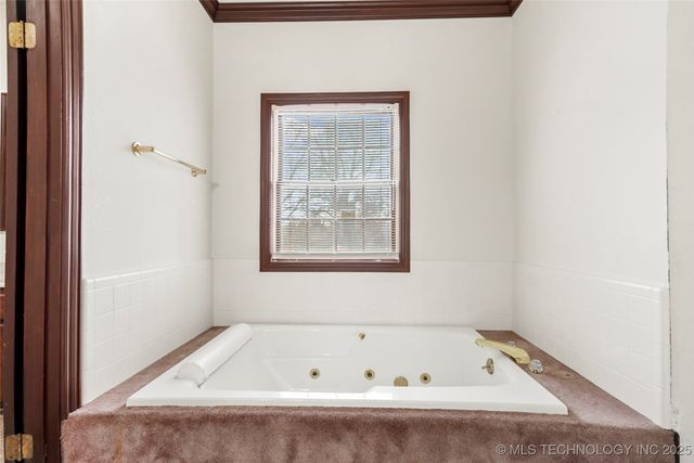 780 W 121st Street S, Jenks, OK 74037