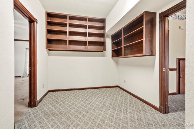 780 W 121st Street S, Jenks, OK 74037