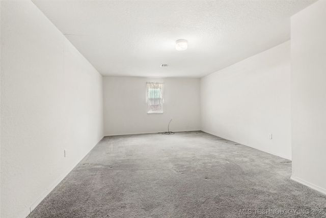 780 W 121st Street S, Jenks, OK 74037