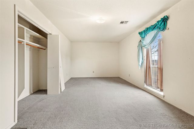 780 W 121st Street S, Jenks, OK 74037