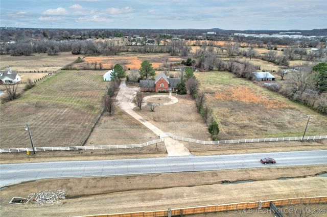 780 W 121st Street S, Jenks, OK 74037