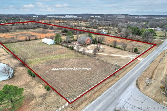 780 W 121st Street S, Jenks, OK 74037