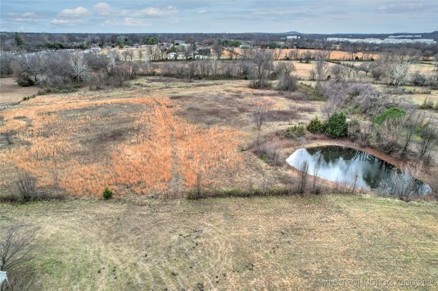 780 W 121st Street S, Jenks, OK 74037