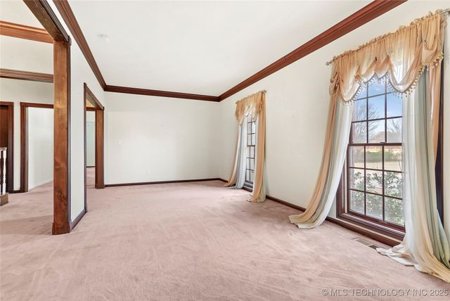 780 W 121st Street S, Jenks, OK 74037