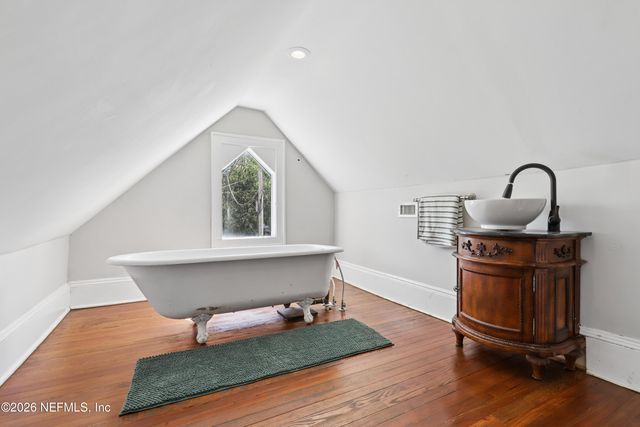 4949 FREMONT Street, Jacksonville, FL 32210