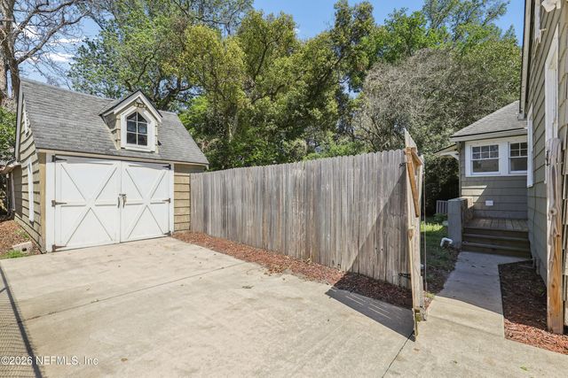 4949 FREMONT Street, Jacksonville, FL 32210