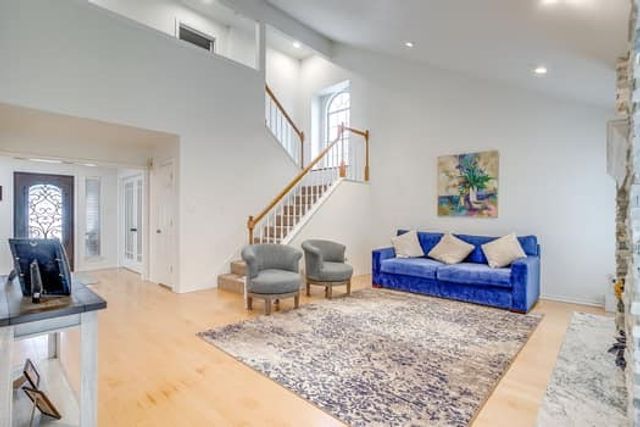 1133 Windy Meadows Drive, Burleson, TX 76028