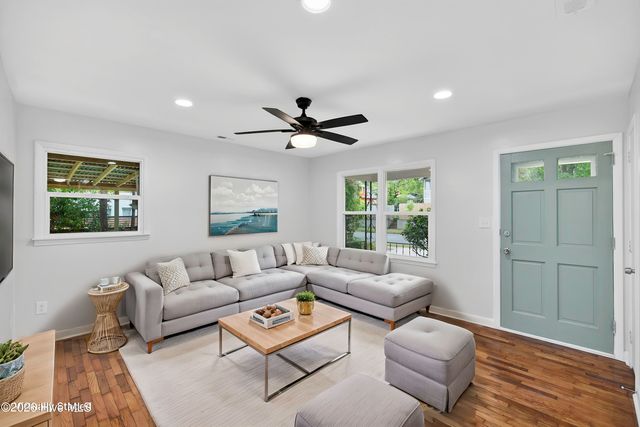 305 N 21st Street, Wilmington, NC 28405