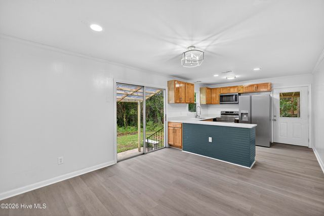 305 N 21st Street, Wilmington, NC 28405