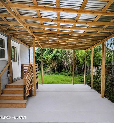 305 N 21st Street, Wilmington, NC 28405