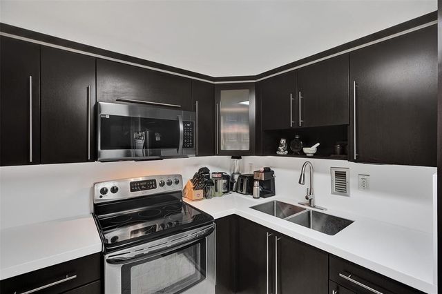 1865 79th St Causeway 16b, North Bay Village, FL 33141