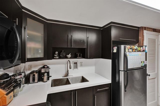 1865 79th St Causeway 16b, North Bay Village, FL 33141