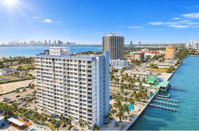 1865 79th St Causeway 16b, North Bay Village, FL 33141