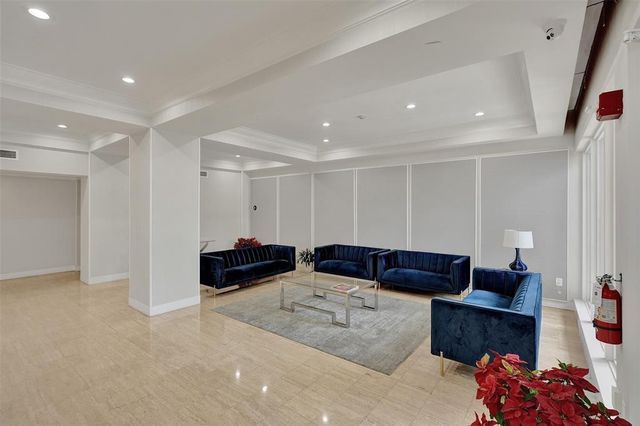 1865 79th St Causeway 16b, North Bay Village, FL 33141