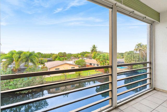 109 Royal Park Drive 3b, Oakland Park, FL 33309