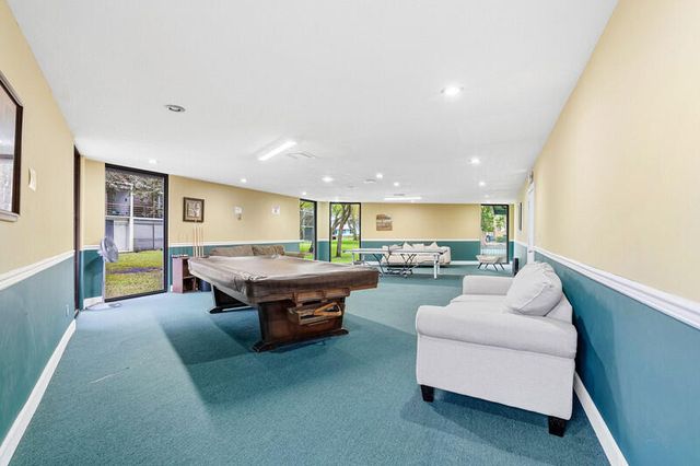 109 Royal Park Drive 3b, Oakland Park, FL 33309