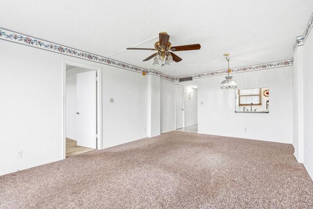 109 Royal Park Drive 3b, Oakland Park, FL 33309