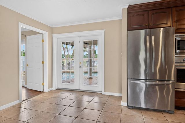 2555 CONSTITUTION BOULEVARD, Sarasota, FL 34231