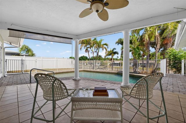 2555 CONSTITUTION BOULEVARD, Sarasota, FL 34231