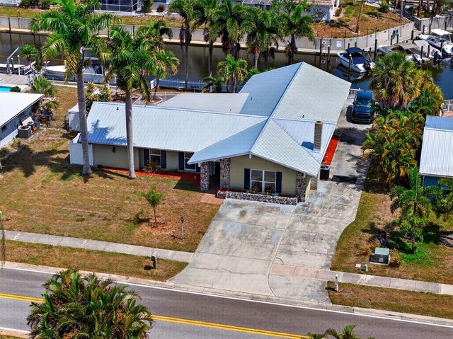 2555 CONSTITUTION BOULEVARD, Sarasota, FL 34231