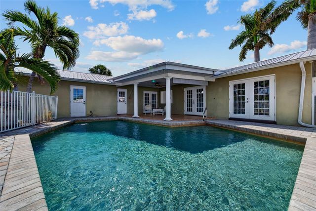 2555 CONSTITUTION BOULEVARD, Sarasota, FL 34231