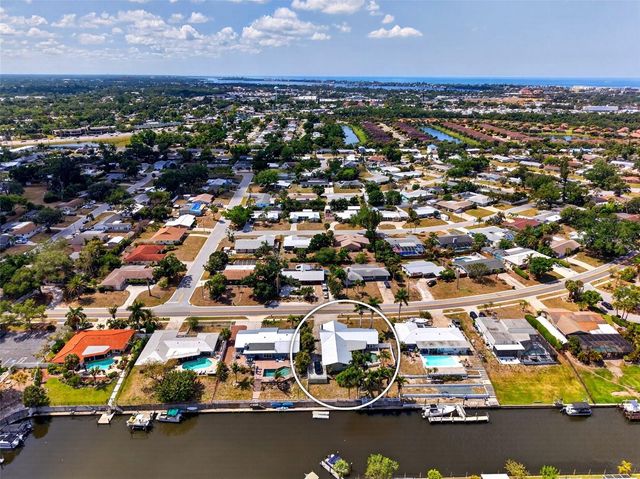 2555 CONSTITUTION BOULEVARD, Sarasota, FL 34231