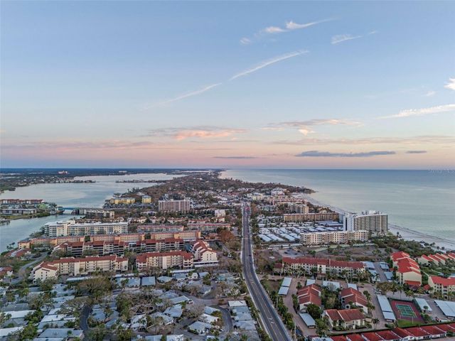 2555 CONSTITUTION BOULEVARD, Sarasota, FL 34231