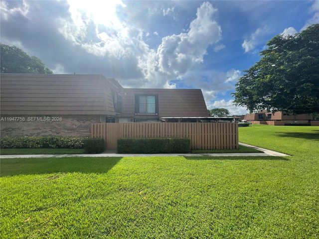 2588 Garden Ct 2588, Cooper City, FL 33026