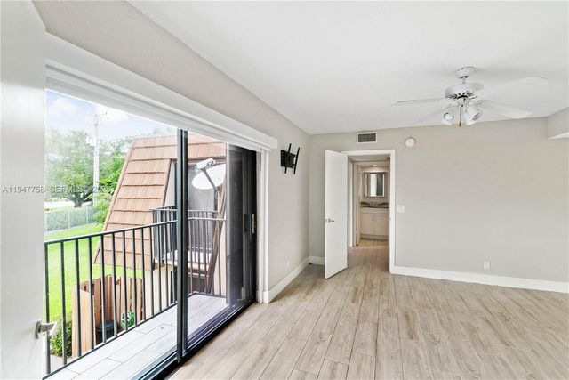 2588 Garden Ct 2588, Cooper City, FL 33026