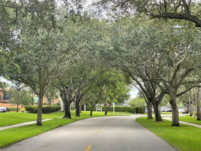 2588 Garden Ct 2588, Cooper City, FL 33026