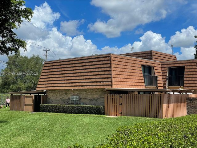 2588 Garden Ct 2588, Cooper City, FL 33026