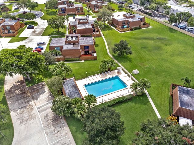 2588 Garden Ct 2588, Cooper City, FL 33026