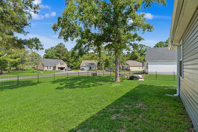 1408 Deercreek Drive, Manning, SC 29102