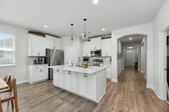 1408 Deercreek Drive, Manning, SC 29102