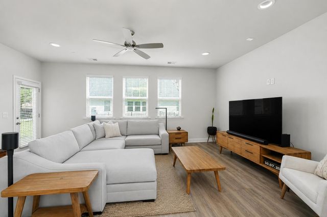 1408 Deercreek Drive, Manning, SC 29102