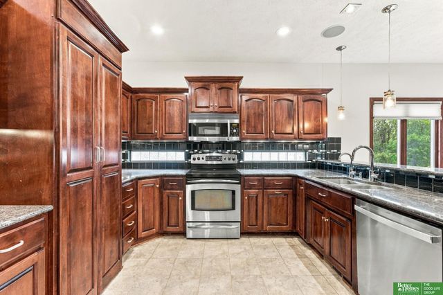 18302 Honeysuckle Drive, Omaha, NE 68022